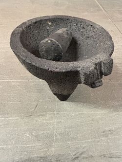 Vintage Mexican Lava Rock Molcajete Mortar Pestle Pig Head 8" Basalt Ston