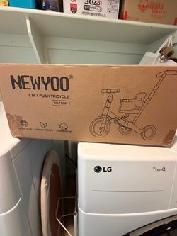 Newyoo tricycle