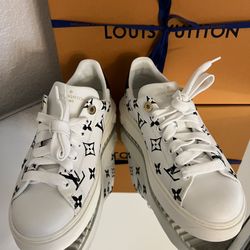 Louis Vuitton Time Out Sneakers 