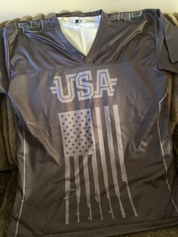 New! 2nd Amendment Shirt. Read Description For Details And Location.