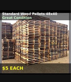Wood pallets 48x40 good condition