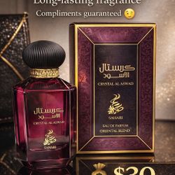 Women Perfume / Trust me girls 💕 this perfume gets compliments every time. You can smell it as soon as you walk in, and it stays on for hours   