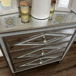 Mirror Drawer