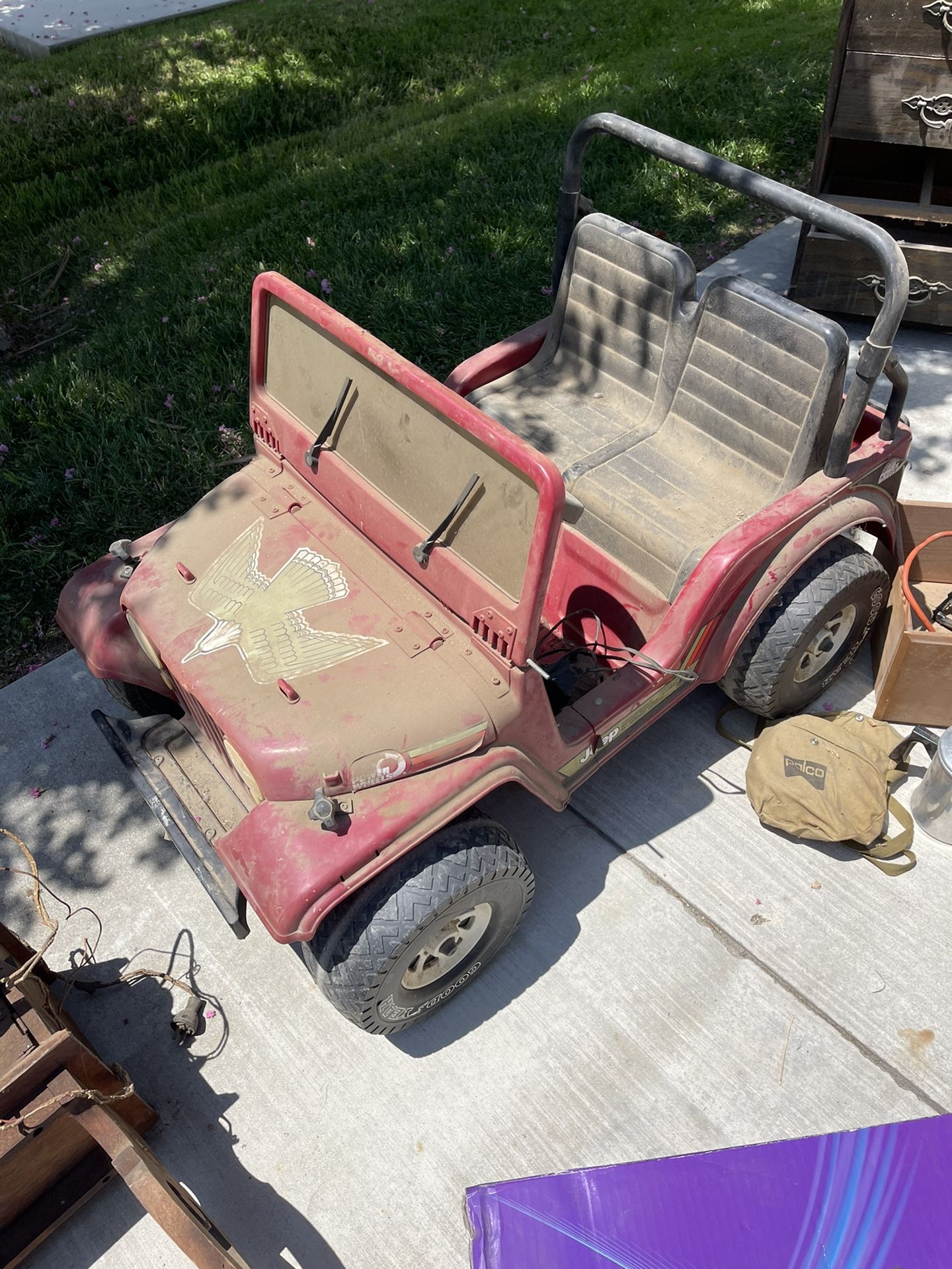 Vintage Power Wheels Jeep