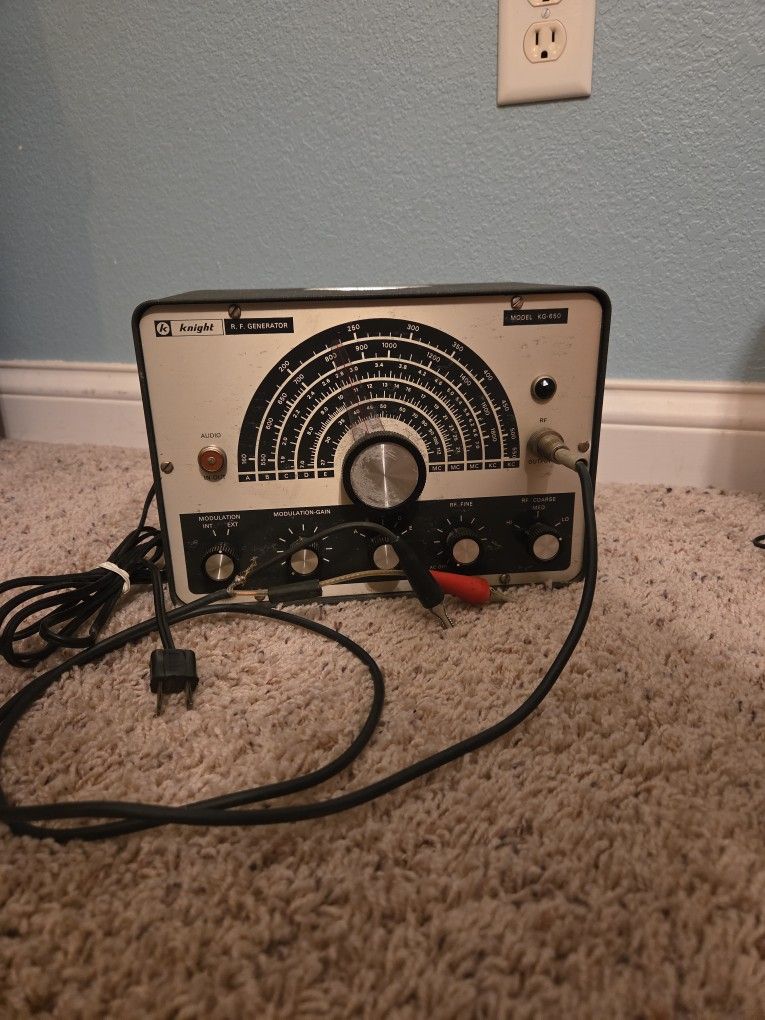 Knight KG-650 R.F. Generator.
