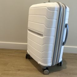 Samsonite Hard-Shell Spinner Suitcase