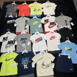 NWT Nike Size 7(14 Outfits)