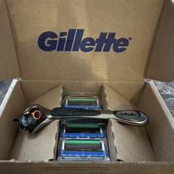 Brand New Gillette Razor 