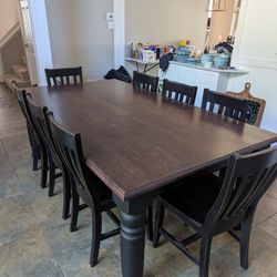Dining Table w/ 8 Chairs