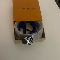 Men’s Leather Belt with Silver Buckle 