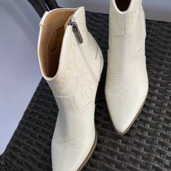 NEW Ladies Cowboy Boots- Size8 