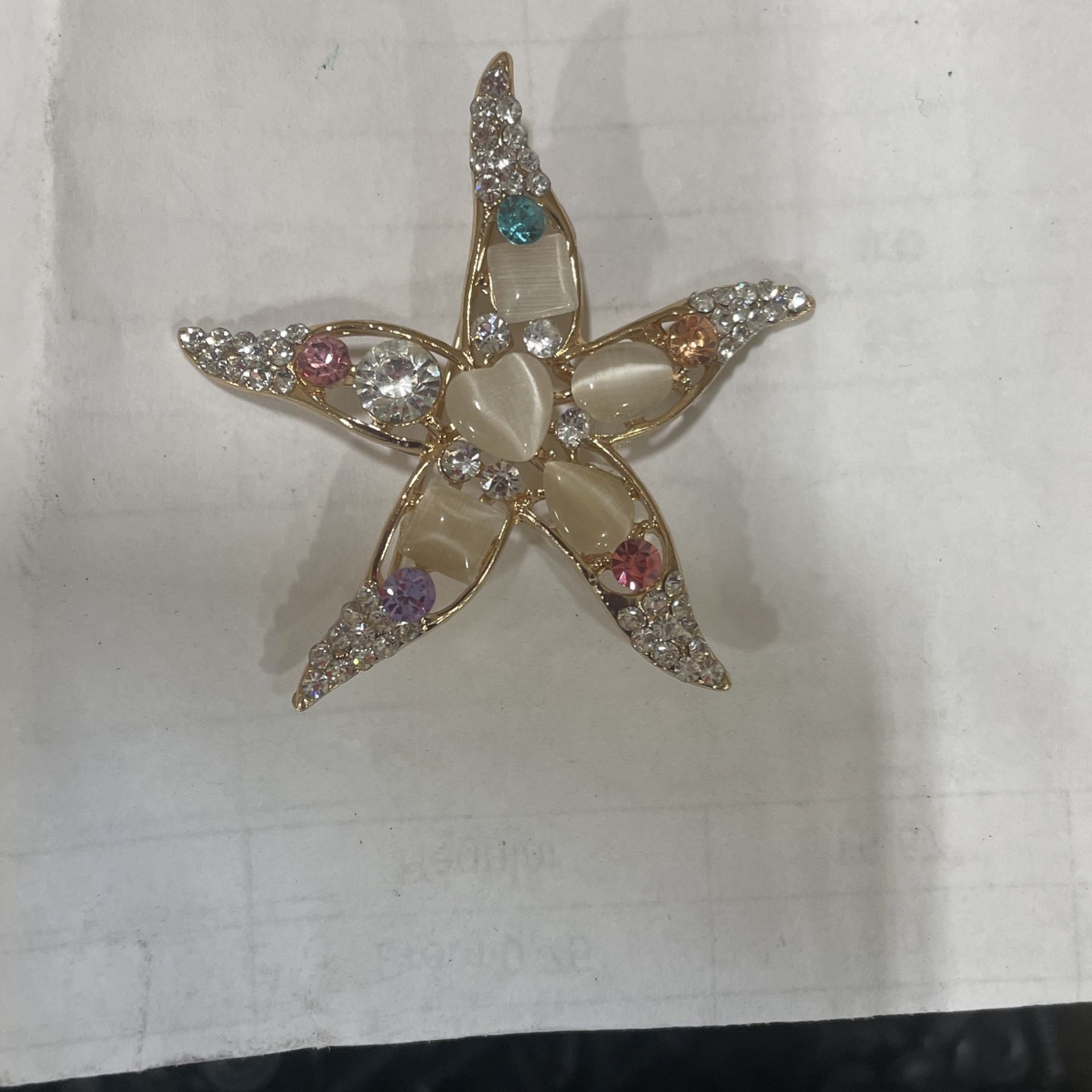 Beautiful Starfish Brooch /Pin Dimensions: 2 1/2" x 2 3/4"