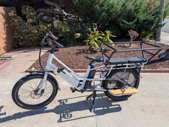 2024 Blix Packa Genie Dual-Battery Cargo E-Bike + Full Kid Setup