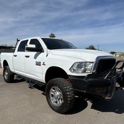 2017 DODGE RAM 4x4 6.7 CUMMINS 