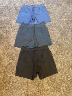 Lululemon Shorts Medium