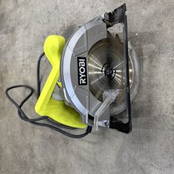 Ryobi Saw