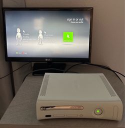 Xbox 360 Console With power and av Cables
