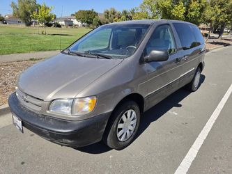 1999 Toyota Sienna