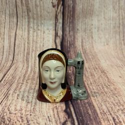 ROYAL DOULTON Catherine of Aragon D6658 - Mini - Character Jug - 2 1/2"