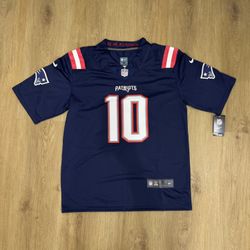 Brand new New England Patriots Drake Maye Jersey size Medium