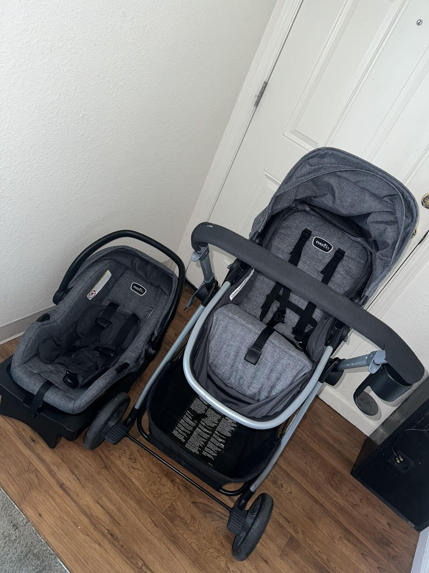 Evenflo Omni Plus Modular Travel System