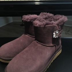 Purple UGG Boots With Beautiful Side Pendants Brooches