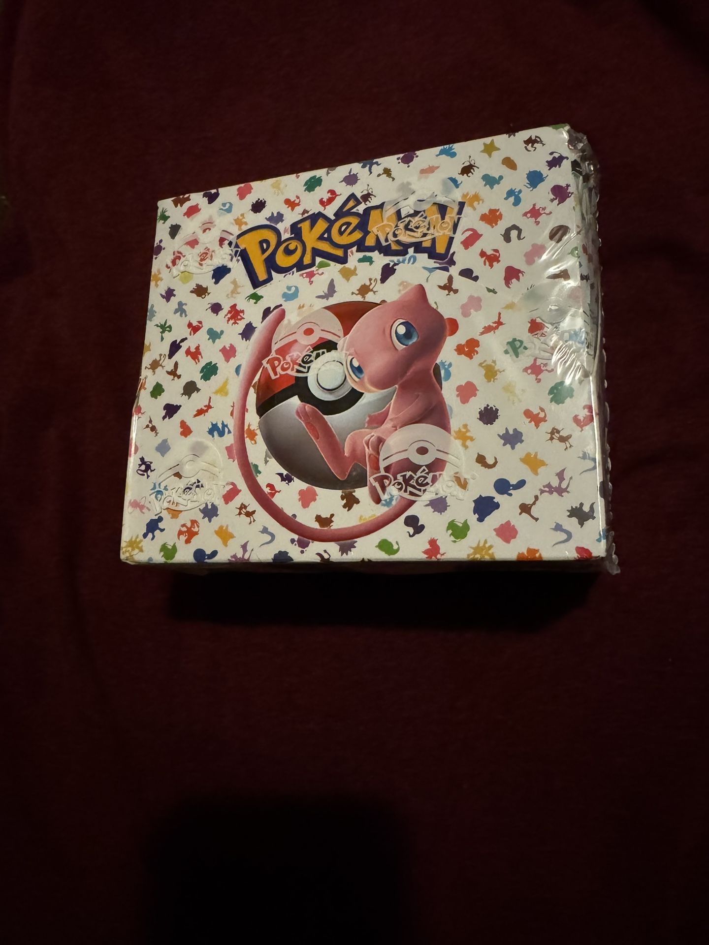 Sealed unopened box of 360 cards Pokemon Scarlet And Violet 151
