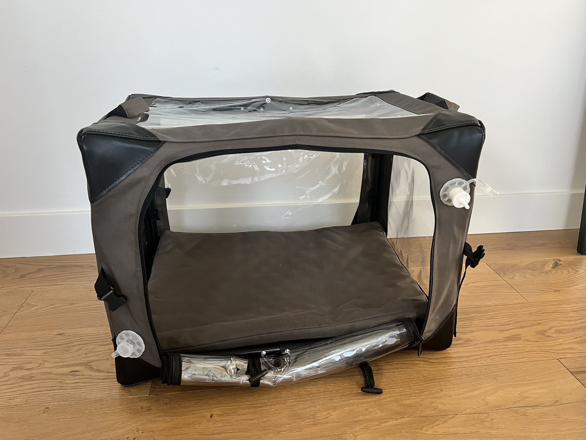 Small Pet Oxygen Crate