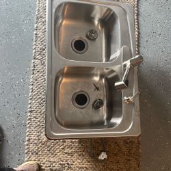 Kitchen Sink- Undermount