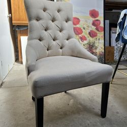 Tufted Accent Chair