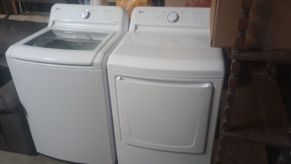 LG Top Load Washer/Dryer Set. Barely Used. Like New
