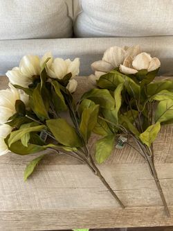 Ashland burlap magnolia flowers