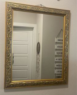 Home Interiors mirror