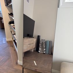 Lululemon Studio Mirror