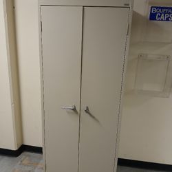 METAL CABINETS 