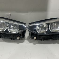 BMW X3 G01 PRE LCI OEM LEFT AND RIGHT LED HEADLIGHT (1 MODULE) COMPLETE 2017-2021