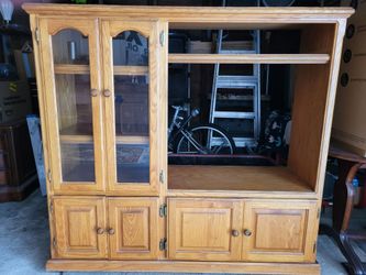 FREE Oak TV Center