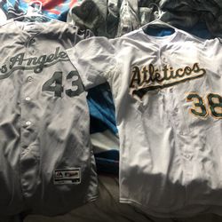 Game Used/ Game Issued Jersey  A.s  Dodgers/padres