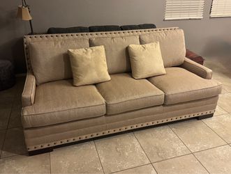 3 seater couch (American bungalow)