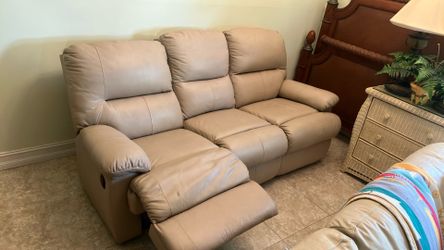 Reclining Sofa