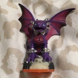 Skylanders giants cynder figure
