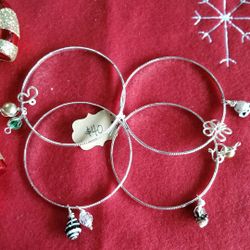 Silver Bangle Set Of 4
