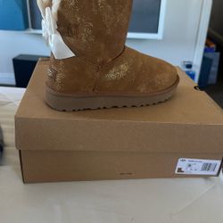 New  Ugg Boots Size 9