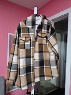 Flannel w hoodie