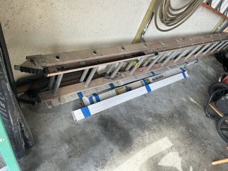 28 foot fiberglass extension ladder