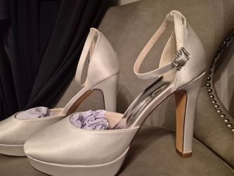 Cute wedding shoes 9.5