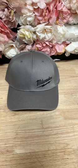 Milwaukee Small/Medium Gray Fitted Hat