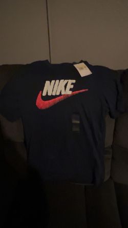 navy blue nike t shirt