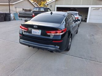 2019 KIA Optima