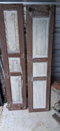 Farm house shutters